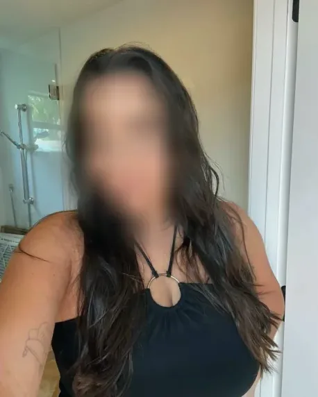 Charlotte, 36