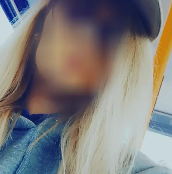 Greta, 28