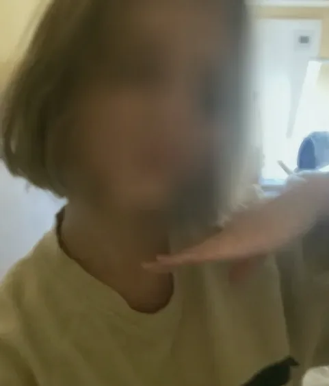 Greta, 19