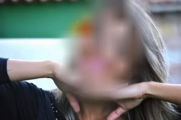 Helena, 36