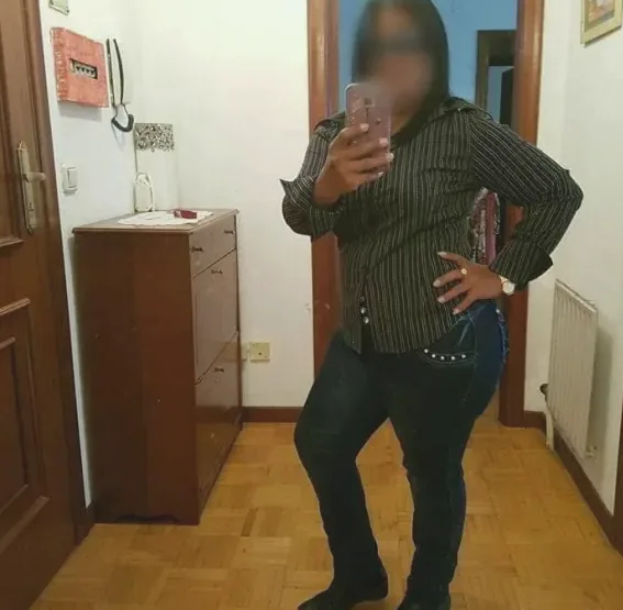 Isabell, 39