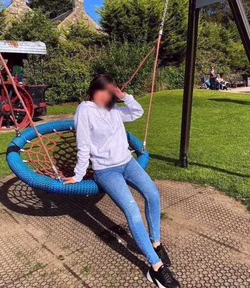 Lilly, 37