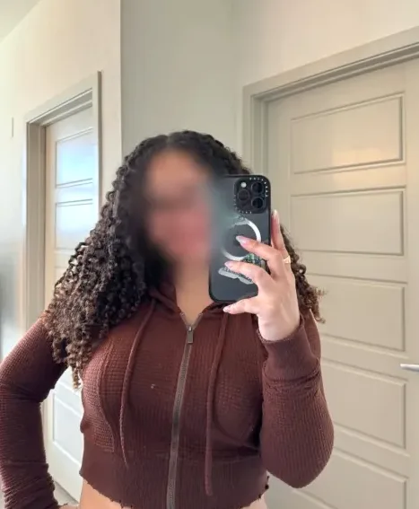 Michelle, 31