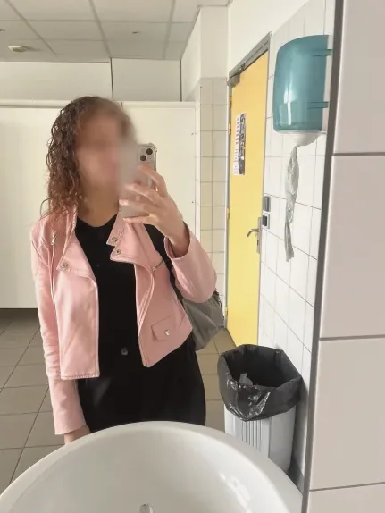 Mira, 20